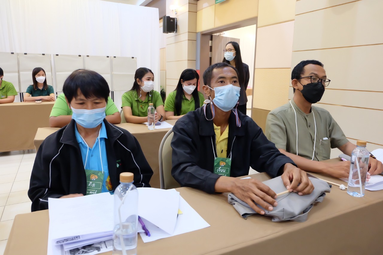 title - ผู้ตรวจราชการกรม เป็นประธานเปิดโครงการสัมมนาเชิงปฏิบัติการการกำหนดแนวทางการพัฒนาเกษตรกรสู่การเป็นผู้ประกอบการเกษตรในเขตปฏิรูปที่ดิน ณ โรงแรมไม้หอมวิลล่า อำเภอเมืองนครสวรรค์ จังหวัดนครสวรรค์